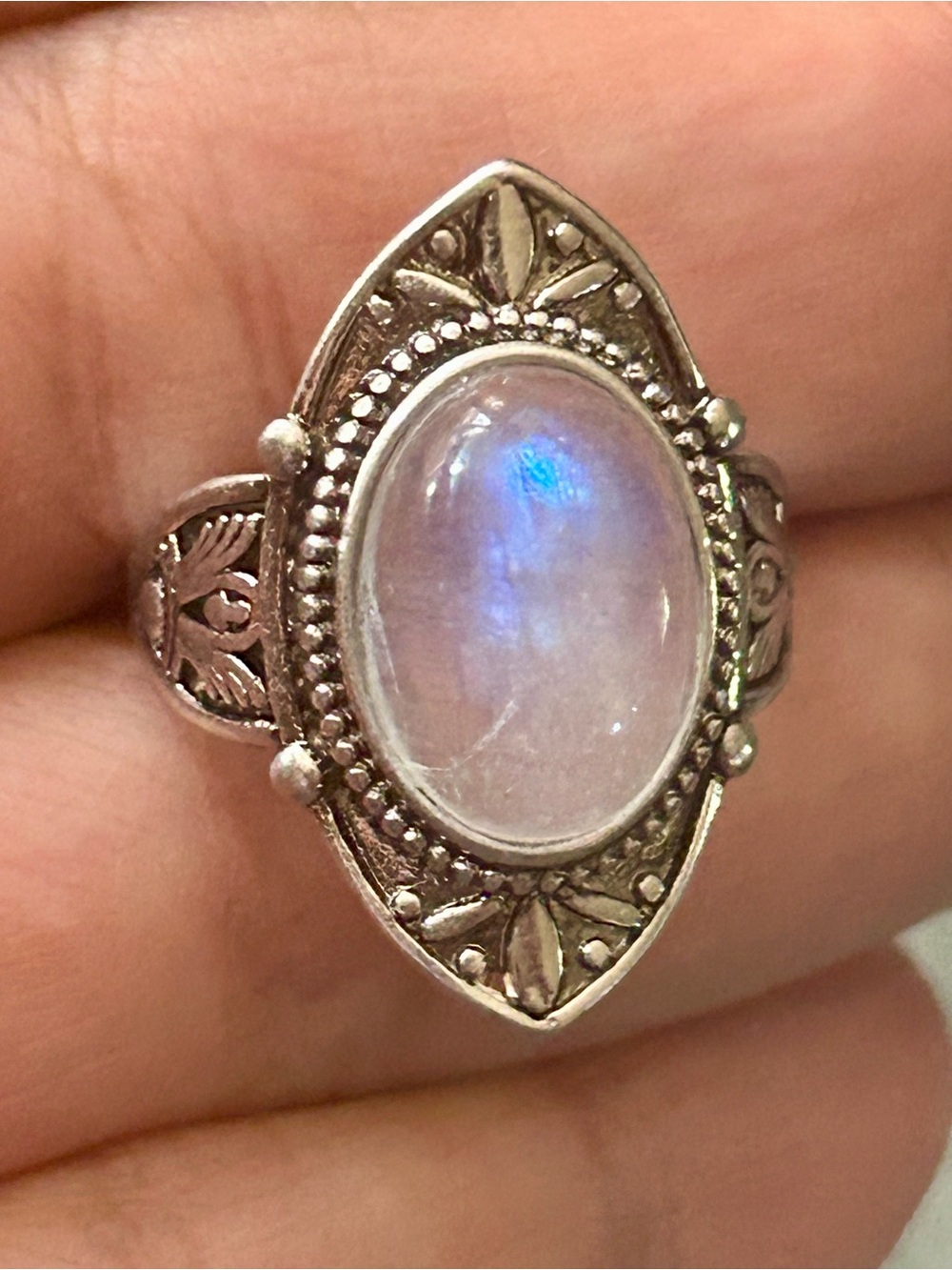 S925 Sterling Silver Moonstone Ring Size 7 Authentic Crystal Blue Flash S 925